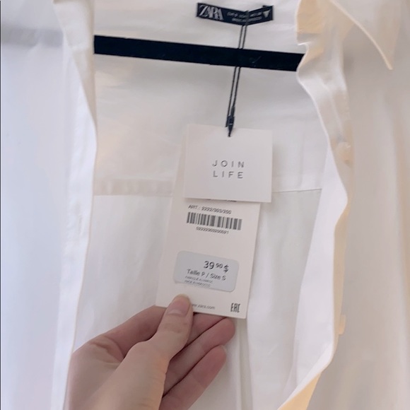 New ! Tag still one ! Over sized , boyfriend fit - Picture 3 of 5